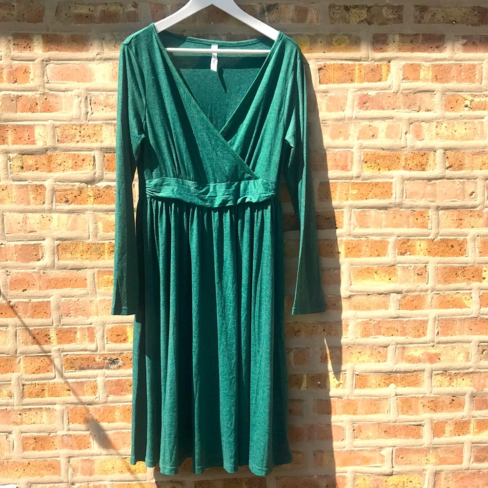 🎀 2/$15 Tickled Teal Green Wrap Dress NWOT